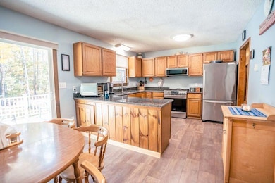 14 Loon Dr, Topsham, ME 04086 - photo 5