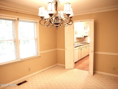 7 Formal Dining Room
