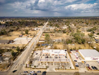 7906 Lockwood Dr, Houston, TX 77016 - photo 2