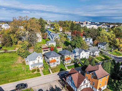 521 Grove St, Morgantown, WV 26505 - photo 3