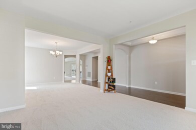 12281 Revolution Ct, Waldorf, MD 20602 - photo 5