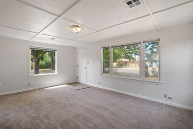 711 SW Laurel St, Grants Pass, OR 97526 - photo 3