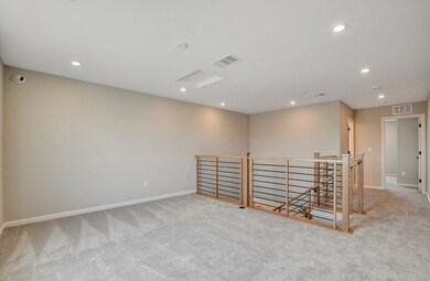 Everett Loft 