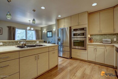 Beautifully updated kitchen