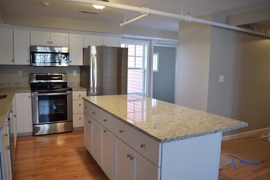 277 Central St unit B, Acton, MA 01720 - photo 2