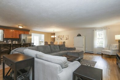 114 Meadow St, Carver, MA 02330 - photo 4