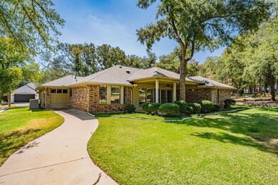 5004 Largo Dr, Granbury, TX 76049 - photo 2