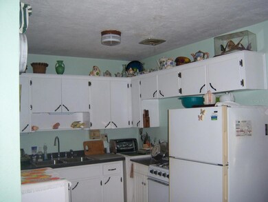 814 E 7th Ave, New Smyrna Beach, FL 32169 - photo 6