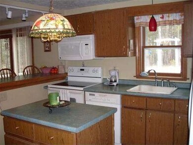 20 Windy Hill Dr, Wareham, MA 02576 - photo 4