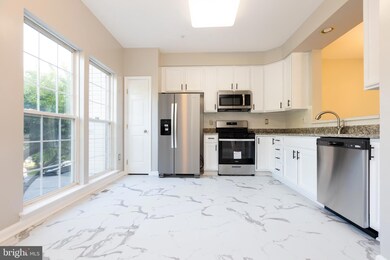 20840 Mountain Lake Terrace, Germantown, MD 20874 - photo 6