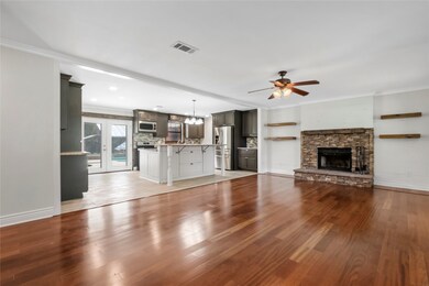 311 Post Oak Forest Dr, Magnolia, TX 77354 - photo 7