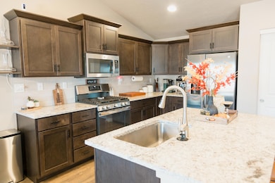 2479 NW Teak Place, Redmond, OR 97756 - photo 7