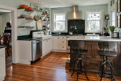 1 Mount Vernon St, Salem, MA 01970 - photo 5