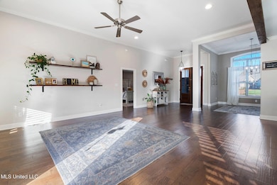 6-web-or-mls-1115 N Broadwing Cir%0A-05