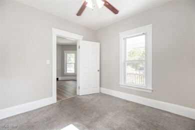 844 E 154th St, Cleveland, OH 44110 - photo 5