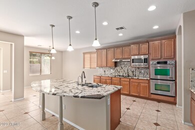 881 W Folley St, Chandler, AZ 85225 - photo 2