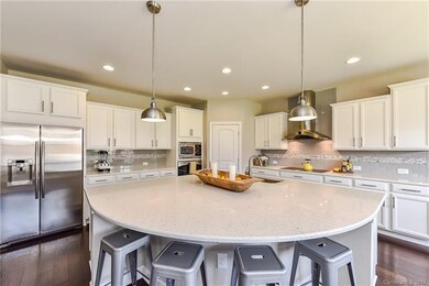 Lots of storage and beautiful quartz countertops!