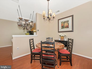 8734 Orchard Green Ct, Odenton, MD 21113 - photo 5