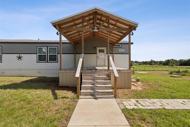 1200 E Red Deer Rd, Cleburne, TX 76031 - photo 4