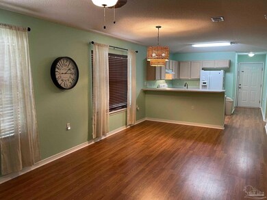 2519 Trailwood Dr, Cantonment, FL 32533 - photo 5