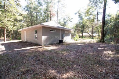 16 Deloriss Dr, Crawfordville, FL 32327 - photo 7