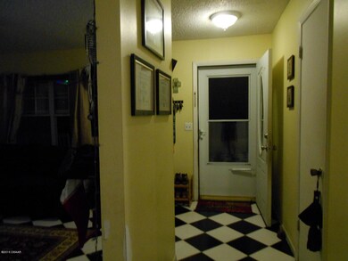 007 (Large)