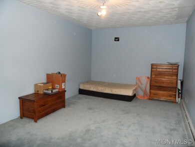 Oversize Bedrooms