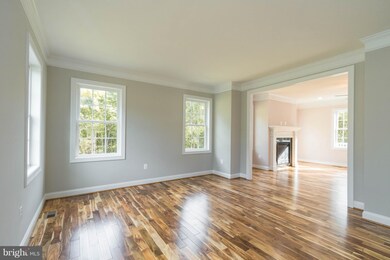 7838 Wellington Dr, Warrenton, VA 20186 - photo 4