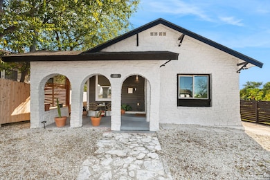 810 Dakota St, San Antonio, TX 78203 - photo 3