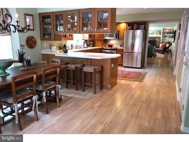 554 Canterbury Ln, Berwyn, PA 19312 - photo 3