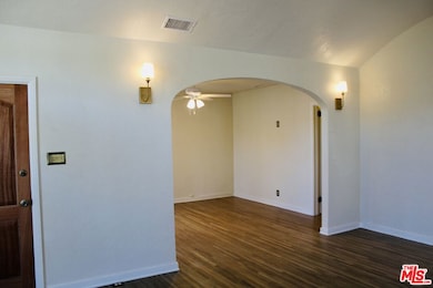 495 N 8th Ave, Upland, CA 91786 - photo 4