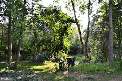 7902 Brooklyn Bridge Rd, Laurel, MD 20707 - photo 2