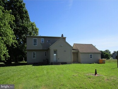 81 Davidson Rd, Swedesboro, NJ 08085 - photo 3