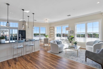 85 Memorial Rd unit 512, West Hartford, CT 06107 - photo 5