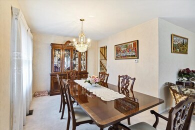 133 S Pershing Ave, Mundelein, IL 60060 - photo 7