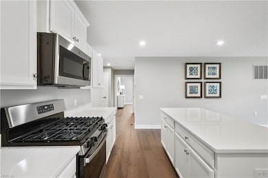 329 Medley Ln, Suffolk, VA 23435 - photo 5