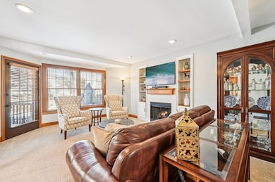 5-web-or-mls-Chatfield Rd-005