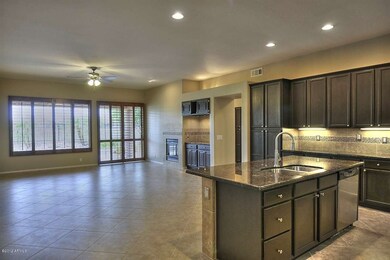 Kitchen_Family_Room_View