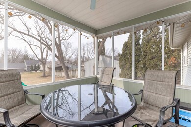 1609 Rainbow Dr, Cedar Falls, IA 50613 - photo 6