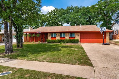 173 Circle Dr, Denison, TX 75021 - photo 2