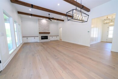 3908 Legend Trail, Granbury, TX 76049 - photo 7