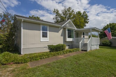 5004 Robinson Dr, Columbia, TN 38401 - photo 4