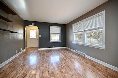 2 Front Entrance into Living Rm