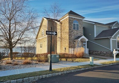 14 Pilot Ln, Staten Island, NY 10309 - photo 2