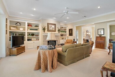 Family Room - Built-In Bookshelves, Neutral Color 