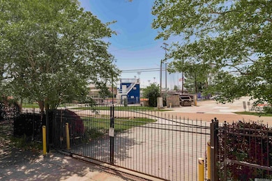 11834 Parkview Ct unit D, Baton Rouge, LA 70816 - photo 5