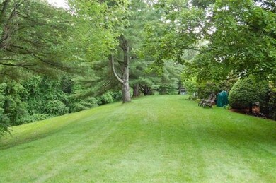 37 Glastonbury Dr unit U105, Nashua, NH 03063 - photo 4