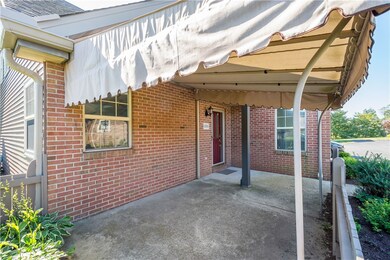 6384 Jefferson Pointe Cir, Clairton, PA 15025 - photo 7