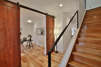 216-W3rd-54