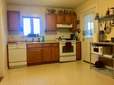 10 Doherty Place, Woburn, MA 01801 - photo 6